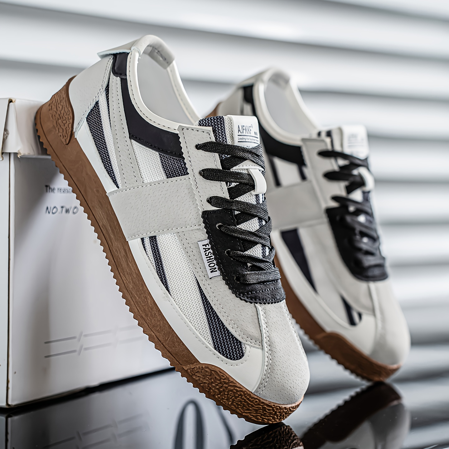 Kasen - Classic Urban Sneakers